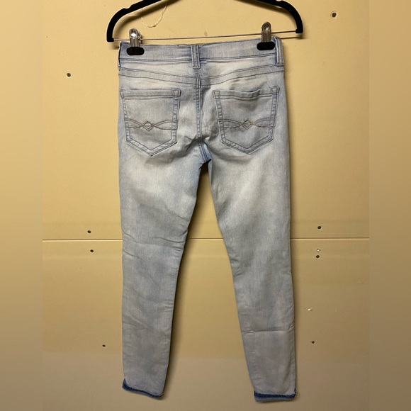 2/$20❤️- JEANS | Women’s Mudd jeans size 5 - Picture 2 of 3